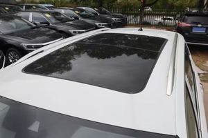 <span class=keywords><strong>Volkswagen</strong></span> <span class=keywords><strong>Tiguan</strong></span> L SUV 380TSI 4MOTION R-Line Edizione Premium 7 Posti Benzina 2023 - Product Image 6