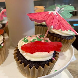 Moule à cupcakes réutilisable pour café, idéal pour la présentation quotidienne de muffins et pâtisseries fraîchement cuits - Product Image 6