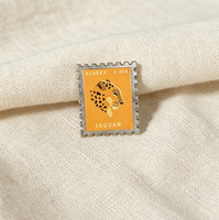 Épinglette en métal émaillé en forme de timbre postal, broche personnalisée jaguar animal sauvage, badge en émail souple pour cadeau touristique et décoration de sac à dos