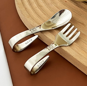 DFU0150 Regalos para niños 1Innovador juego de tenedor y cuchara con gancho para niños y estudiantes, vajilla promocional - Product Image 4