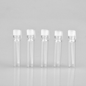 Meilleure vente bouteille d'huile en verre à sertir 0.5ml 1ml 2ml 3ml échantillon de bouteille de parfum avec carte