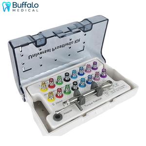 Kit de Herramientas Quirúrgicas Manuales de Acero Inoxidable para Implantes Dentales Buffalo con Estuche de Almacenamiento - Product Image 1