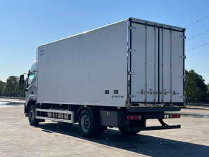 Camion Foton à transmission automatique avec caisse en PRV et groupe <span class=keywords><strong>frigorifique</strong></span> pour le transport de glaces, viandes, fruits de mer et légumes - Product Image 3