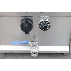 Friteuse à gaz professionnelle en acier inoxydable avec contrôle de température et double panier - Product Image 5