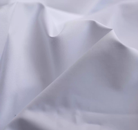 Tissu Popeline Blanc en Dacron 205 Fils TC 80% Polyester 20% Coton 45*45 133*72 205th 115gsm en Rouleau pour Chemises et Uniformes