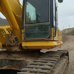 Excavadora Komatsu PC460LC 2018, Amarilla, Hidráulica, de 46 Toneladas, Capacidad de Cucharón de 2.1m, para Construcción - Product Image 5