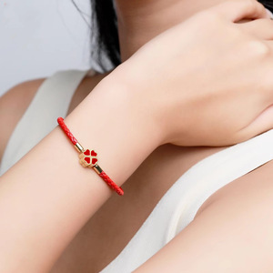 สร้อยข้อมือถักลายใบโคลเวอร์สี่แฉก เครื่องประดับสำหรับทุกเพศ ของขวัญสำหรับคู่รักในวันวาเลนไทน์ - Product Image 3