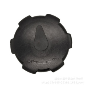 ฝาปิดถังน้ำมัน Hanyang Lock Industry สีดำ ทำจากพลาสติก ใช้กุญแจ สำหรับรถบรรทุกขนาดกลาง Mercedes-Benz - Product Image 3