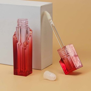 독특한 맞춤형 립글로스 튜브, 스토퍼 포함 플라스틱 튜브 디지털 인쇄 ABS 소재 - Product Image 5