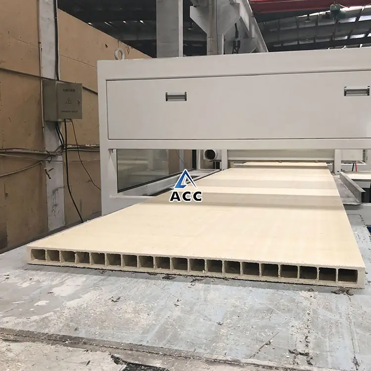 Hout Plastic Composiet Wpc Deur Board/Panel Extruder Productielijn 1000Mm Deurpaneel Machine