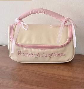 <b>Large</b> Capacity Portable <b>Bow</b> Travel Toiletry Skincare Products Organizer Hand Carry Gift Bag New Makeup Bag for Women - Product Image 1