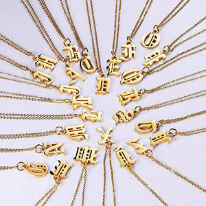 Pendentif en or personnalisé en acier inoxydable pour homme, collier avec lettre initiale en alphabet grand format, serti de pierres, tendance - Product Image 3