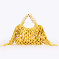 Sac fourre-tout quotidien en coton crocheté style chic coréen couleur bonbon pour femme, sac à main tissé pour la plage et les voyages avec poignée en perles de bois et pompons