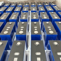 Pologne Stock UE Cellules de batterie prismatiques au lithium-ion 3.2V Lipo4 100Ah à 320Ah Lifepo4 LF280K 314Ah 280Ah