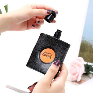 น้ำหอม Liv Show Factory Brand OEM Black Opium Lady Perfume Spray กลิ่นหอมติดทนนาน กลิ่นแอปเปิ้ล สตรอว์เบอร์รี ไม้จันทน์ วานิลลา รับผลิตแบบ OEM พร้อมสกรีนโลโก้ - Product Image 4