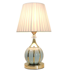 Lámpara de escritorio LED de lujo con luz de estilo americano, diseño de cerámica minimalista, iluminación ultrabrillante, lámpara de cristal, decoración de dormitorio de CA - Product Image 5
