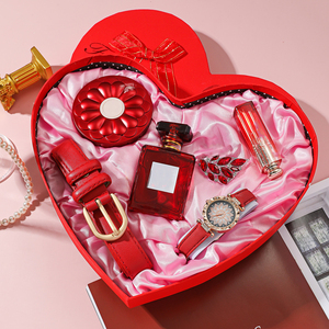 Coffret Cadeau de Luxe IStapromo 6 Pièces pour Femme : Montre <span class=keywords><strong>à</strong></span> Quartz, Ceinture, Parfum, Crème BB, <span class=keywords><strong>Rouge</strong></span> <span class=keywords><strong>à</strong></span> Lèvres et Broche - Product Image 4
