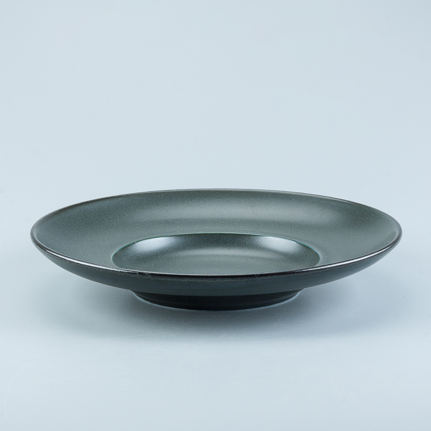 Di colore Verde scuro