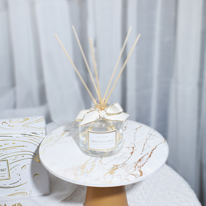 Luxury Private Label Lavender Scent <b>Reed</b> <b>Diffuser</b> & Aroma Candle Gift Set Glass Material for Home Car Air Freshening USB Powered - Product Image 4