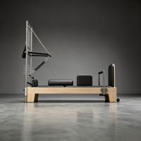 Lit de Pilates Reformer professionnel en bois d'érable, machine de fitness pour l'entraînement du tronc et le remodelage corporel