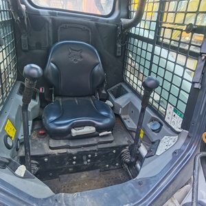 Siap Kirim untuk T770 Mesin Kubota Bekas Skid Steer <span class=keywords><strong>Loader</strong></span> Kapasitas 2635kg Kondisi Baik Harga Murah - Product Image 6