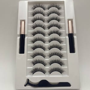 Ensemble de dix paires de <span class=keywords><strong>faux</strong></span> <span class=keywords><strong>cils</strong></span> en soie magnétique réutilisables, style épais naturel 3D imperméable avec trois paires d'<span class=keywords><strong>eyeliner</strong></span> doux - Product Image 4