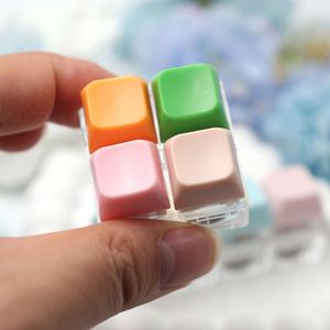 Llavero de Teclado 4 en 1 Personalizado con Tecla Interactiva Iluminada, Llavero de Plástico - Product Image 4