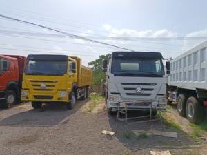 SINOTRUK Howo motor diésel 340 380 440 caballos de fuerza volquete camión volquete 12 ruedas minería camiones volquete 8*4 30T 40T 50T 10 rápido izquierda - Product Image 2