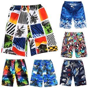 Short de plage à séchage rapide pour homme, impression par sublimation, cordon de serrage, short au genou en nylon et polyester à coupe ample - Product Image 6