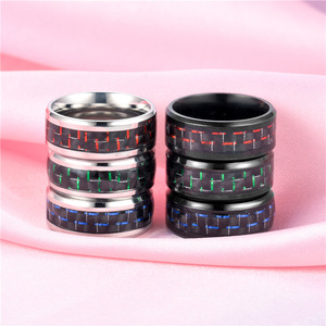 Elegante anello di tungsteno in titanio per uomo donna moda in fibra di carbonio in acciaio inox motivo a croce con pietre per la festa di nozze - Product Image 6