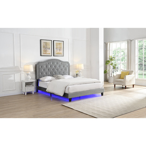 DB Cama Murphy tapizada con LED de terciopelo gris claro Soporte de listón de madera fuerte Botón de fácil montaje con diseño curvo - Product Image 3