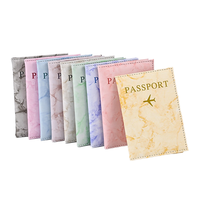 Vente en gros de porte-passeport en cuir mince motif en marbre couverture en cuir PU pour voyage porte-carte de crédit pratique logo à bas prix
