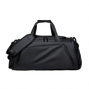 Sac de sport rembourré avec port USB et doublure en polyester, logo personnalisé, plusieurs styles en stock - Sac de voyage, de fitness et de toilette - Product Image 3