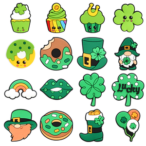 2025 nouvelle plante Design PVC St Patricks jour chaussures charme mauvaises herbes Crock accessoires pour chaussure verte accessoire inspiré sabot décorations - Product Image 4
