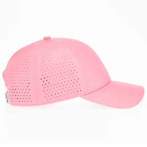 Gorra de golf rosa al por mayor de perfil bajo, de 6 paneles, estructurada, de poliéster, a cuadros, perforada con láser, snapback, parche de silicona, bolsillo oculto - Product Image 5