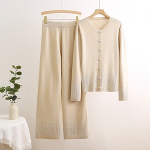 Conjunto de 2 Piezas de Moda para Mujer, Chaqueta Cárdigan de Manga Larga de Alta Gama y Pantalones, Tejido con Incrustaciones de Diamantes - Product Image 6