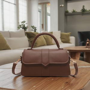 Tas Selempang Wanita Kulit PU Klasik Warna Solid Kustom Kualitas Tinggi Grosir Merek BESTELLA, Tas Jinjing Satu Tali Bahu yang Dapat Disesuaikan - Product Image 1