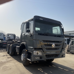 Sinotruck Howo <b>tractor</b> head 380hp <b>tractor</b> <b>trailer</b> truck 6x4 Chinese truck head 10 wheels <b>tractor</b> truck for sale - Product Image 1