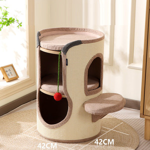 Lit et jouet pour chat en bois écologique avec griffoir - Design moderne de luxe pour l'extérieur - Product Image 2