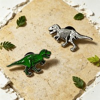 2 Model Bros Dinosaurus Tyrannosaurus dari Logam Paduan dengan Enamel, Pin Hewan untuk Ransel, Topi, Pakaian Denim, Dekorasi, Perhiasan Fashion, Hadiah