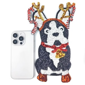 แผ่นปะเลื่อมที่มีภาพสุนัขบรรยากาศวันหยุด - Product Image 5
