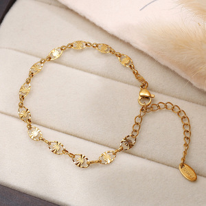 Pulsera de cadena de oro para mujer, joyería de acero inoxidable de estilo minimalista a la moda, diseño ligero de lujo, uso diario - Product Image 3