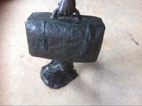 Statue de voyageur moderne en bronze MALTON avec technique de moulage de conception célèbre