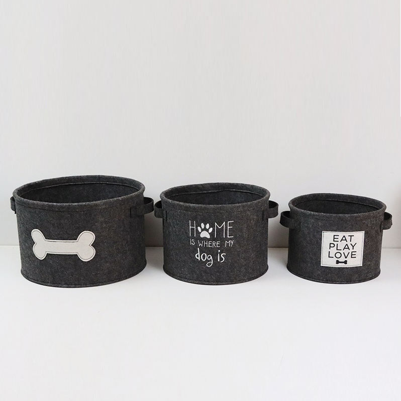 สีเทาเข้ม