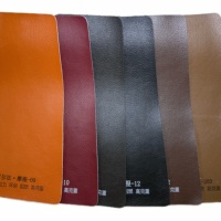 1,6mm Reißfestes Feuerfestes Hochwertiges Kunstleder Polyurethan Semi-PU Synthetisches Leder für Möbel Sofa Stuhl