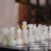 Jeu d'échecs en marbre Onyx vert naturel cadeau fait à la main jeu d'échecs en marbre jeu de société jeu de voyage de fête Ajedrez luxe
