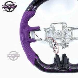 Volant de voiture en fibre de carbone à livraison rapide d'usine, forgé avec des détails violets et LED, pour 2018-2023 - Product Image 4