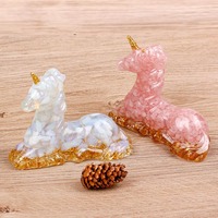 Nouvelles puces de cristal de résine époxy en forme de licorne de grande taille artisanat pierre d'énergie de guérison en cristal naturel pour la décoration