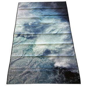 Design personnalisé <span class=keywords><strong>anti</strong></span>-bactérien sans odeur RPET <span class=keywords><strong>serviette</strong></span> <span class=keywords><strong>de</strong></span> <span class=keywords><strong>plage</strong></span> en microfibre <span class=keywords><strong>anti</strong></span>-<span class=keywords><strong>sable</strong></span> <span class=keywords><strong>grande</strong></span> <span class=keywords><strong>serviette</strong></span> <span class=keywords><strong>de</strong></span> <span class=keywords><strong>plage</strong></span> plus épaisse à séchage rapide pour piscine - Product Image 2