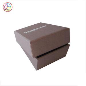 Cajas de <span class=keywords><strong>reloj</strong></span> de embalaje de joyería de papel de 2mm de espesor de moda al por mayor con revestimiento UV brillante mate laminado en relieve artesanía uso Industrial con descuento - Product Image 4